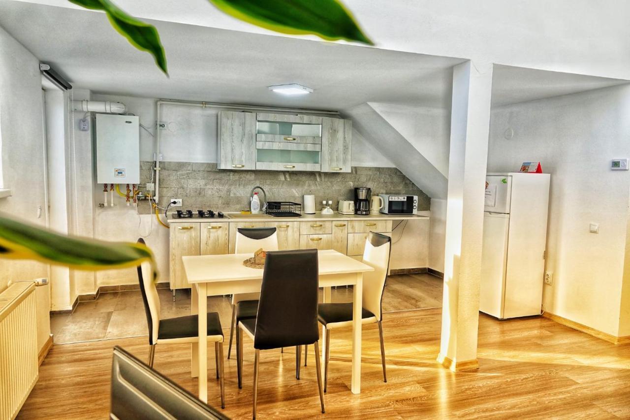 Marko'S Apartament 시기쇼아라 외부 사진